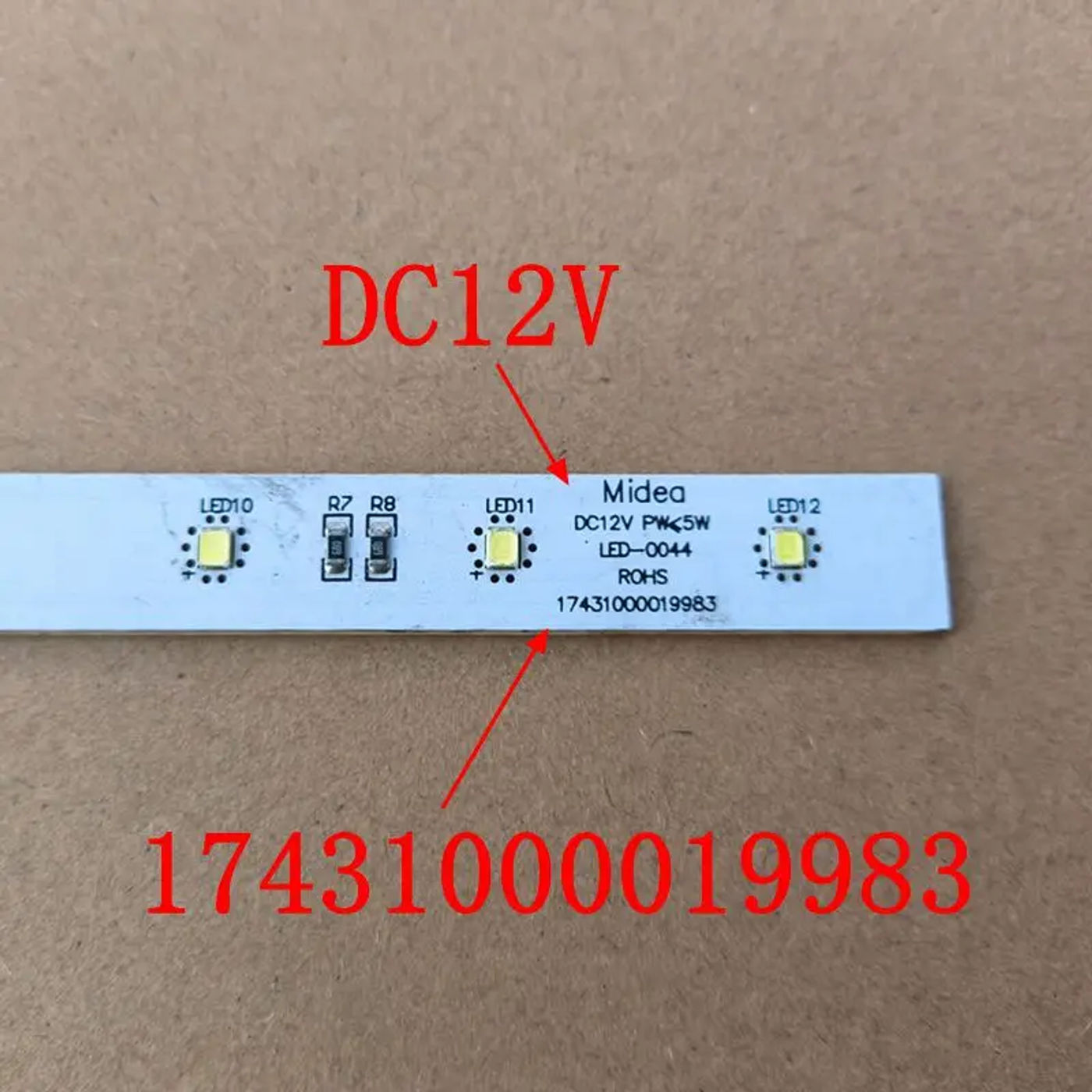 Description Picture 3 of item80%NEW 17431000019983  DC12V Refrigeration Lighting LED Strip For Midea Refrigerator Parts