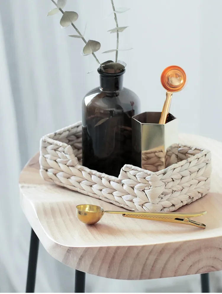 Description Picture 4 of itemTwo-in-one Stainless Steel Coffee Spoon Sealing Clip Kitchen Gold Accessories Cafe Expresso Cucharilla Decoration Coffee Scoop