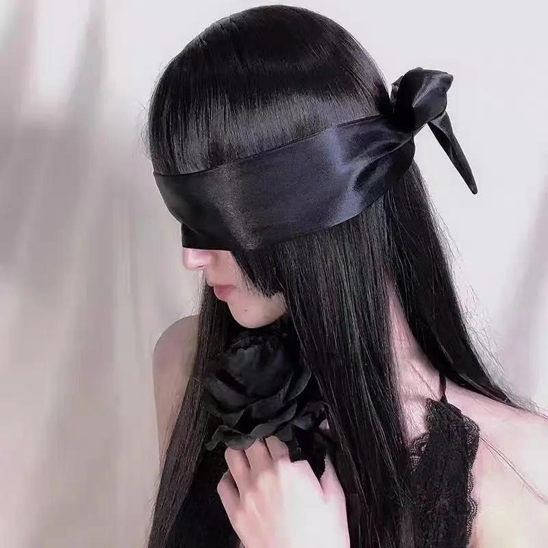 Description Picture 3 of itemSilk Eye Cover Savour Eye Patches Cute Blindfold Silk Ribbon Satin Silk Sleep Mask Sexy For Women Gift Surprise High Quality