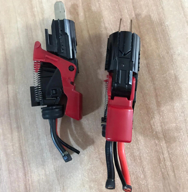 Description Picture 6 of itemFor Dyson V10 V11 button switch assembly Accessories robot vacuum cleaner Replacing cleaning spare parts