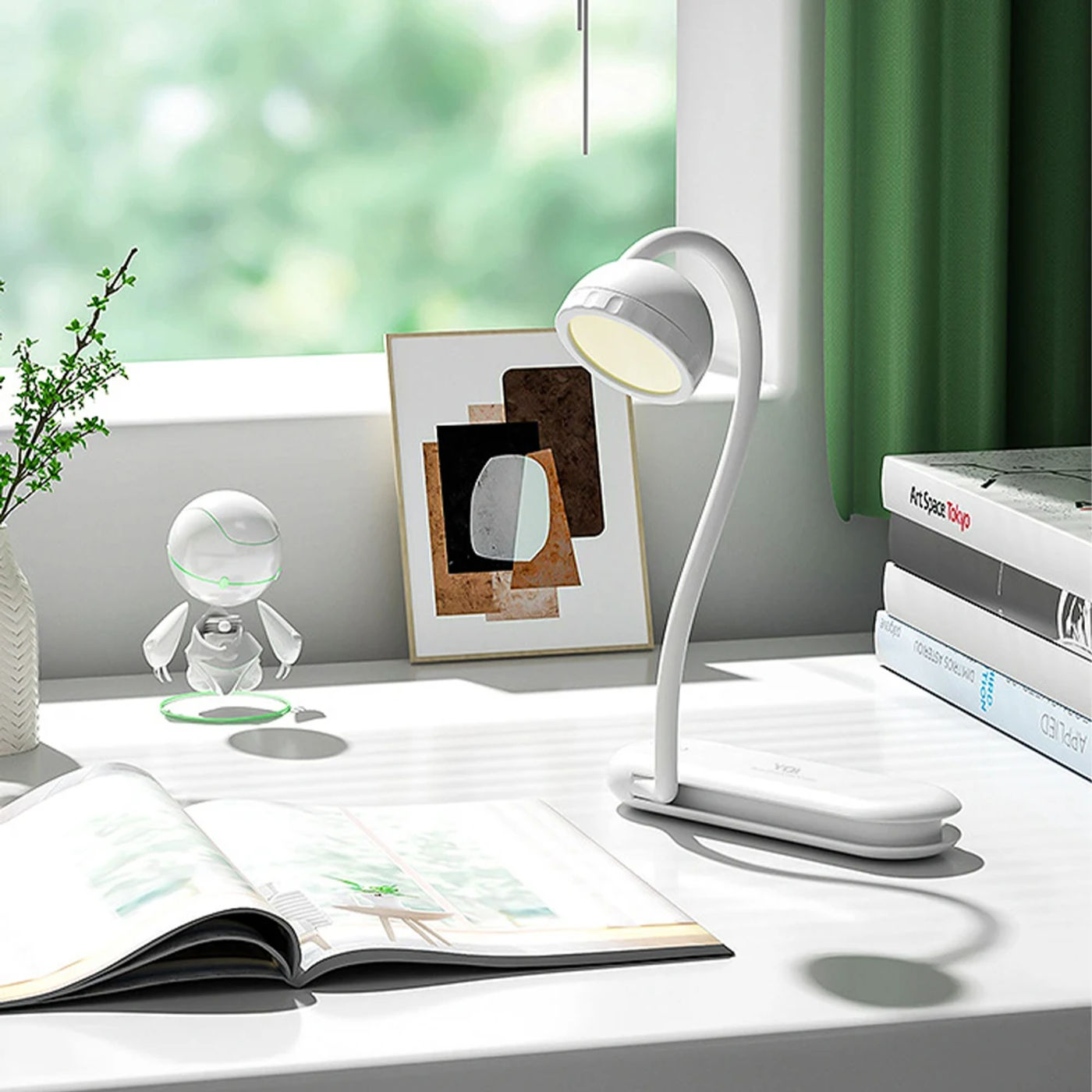 Slide 320b1880a56540aeb3529e14264bb167