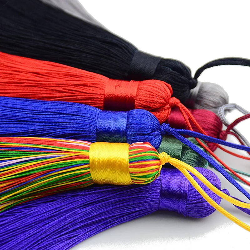 Description Picture 5 of item2/4Pcs 16cm Silk Tassel Chunky Tassels Soft Elegant Handmade Silky Floss Tassels with Cord Loop for Crafts Earrings Jewelry Make