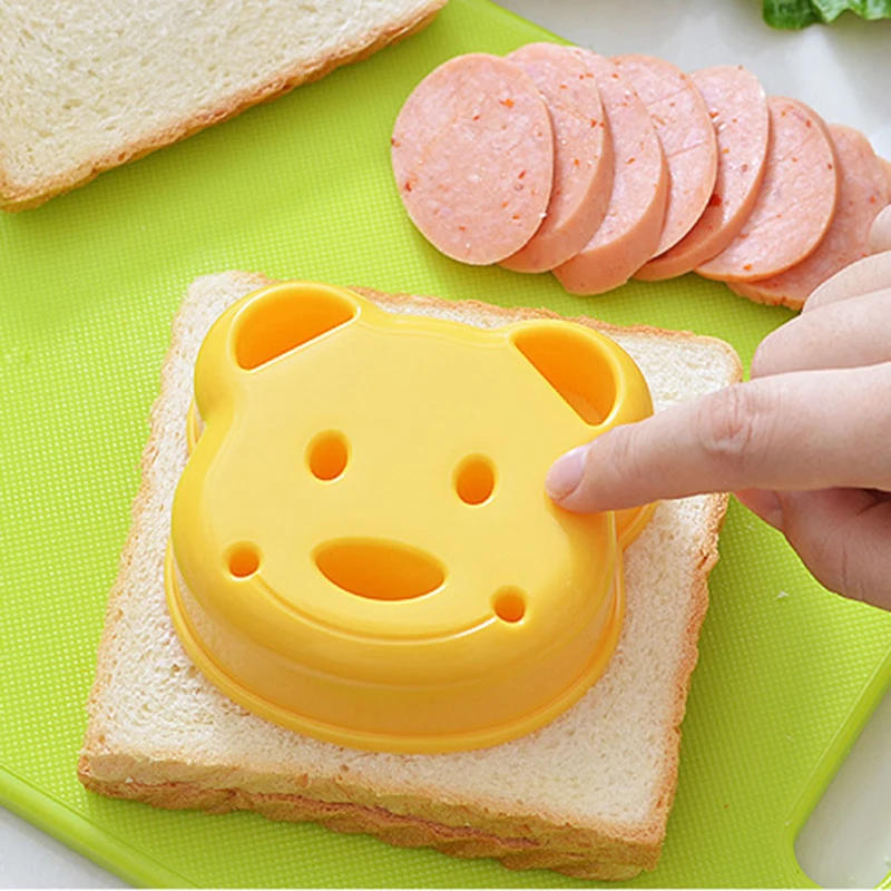 Description Picture 2 of item2pcs Sandwich Mould Bear Cat Rabbit Car Shaped Bread Mold Cake Biscuit Embossing Device Crust Cookie Cutter Baking Pastry Tools