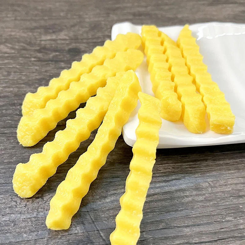 Description Picture 4 of itemSimulation Fries Model Artificial Food Kids Game Props Wolf Tooth Fries Fake Potato Chips Fast Food Restaurant Window Display