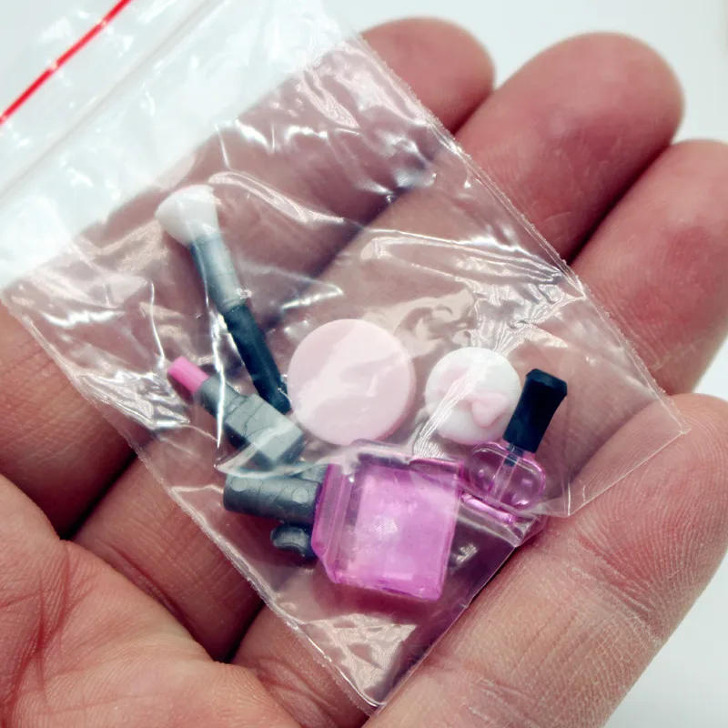 Description Picture 2 of item1:12 Mini Makeup Lipstick Powder Perfume Powder Brush Dollhouse Model Scene OB11 House Crafts Decoration Accessories Home Decor