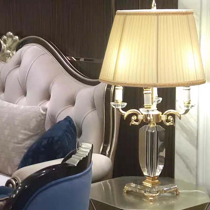 Description Picture 4 of itemEuropean Modern Newly D500mmH800mm Golden Crystal Table Light Desk Light Wedding Candelabra for Table Lamp AC 100% Guaranteed