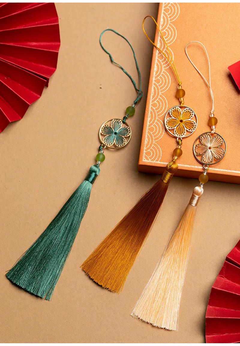 Description Picture 6 of item14cm Long Fringe Trim Tassel Spike Chinoiserie Hanfu Pressed Placket Antique Pendant Tassels for Crafts Sewing Accessories