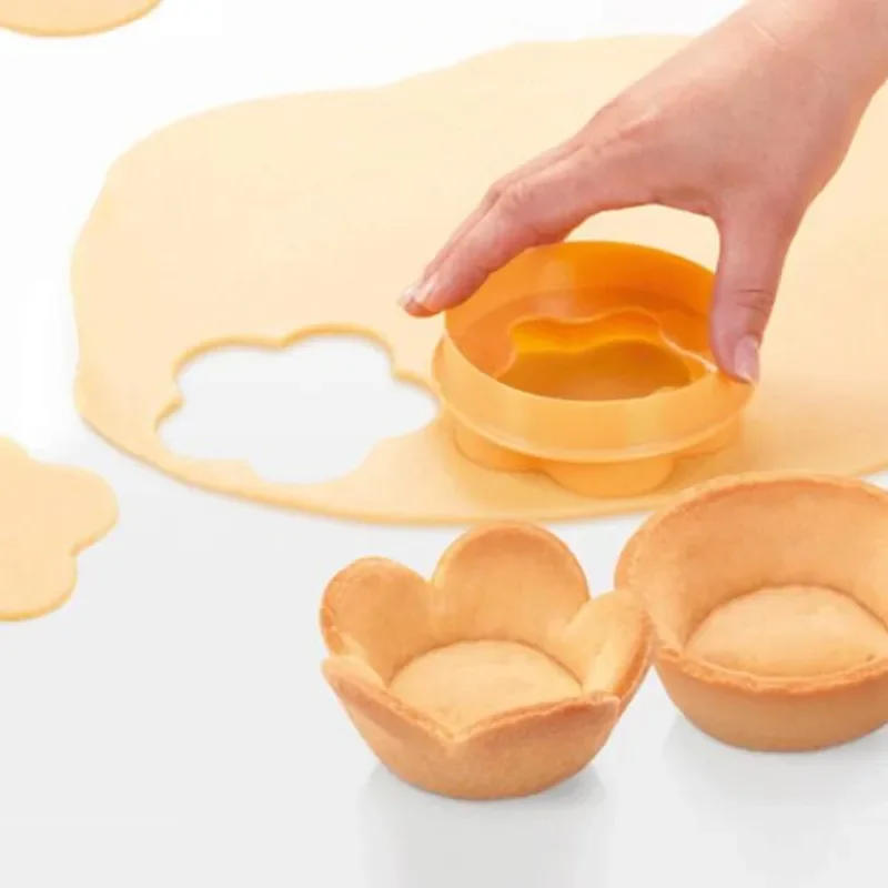 Description Picture 3 of itemPastry Dough Tamper Kit Kitchen Flower Round Cookie Cutter Set Cupcake Muffin Tart Shells Mold Round/Phyllo Tartlet Shell Maker