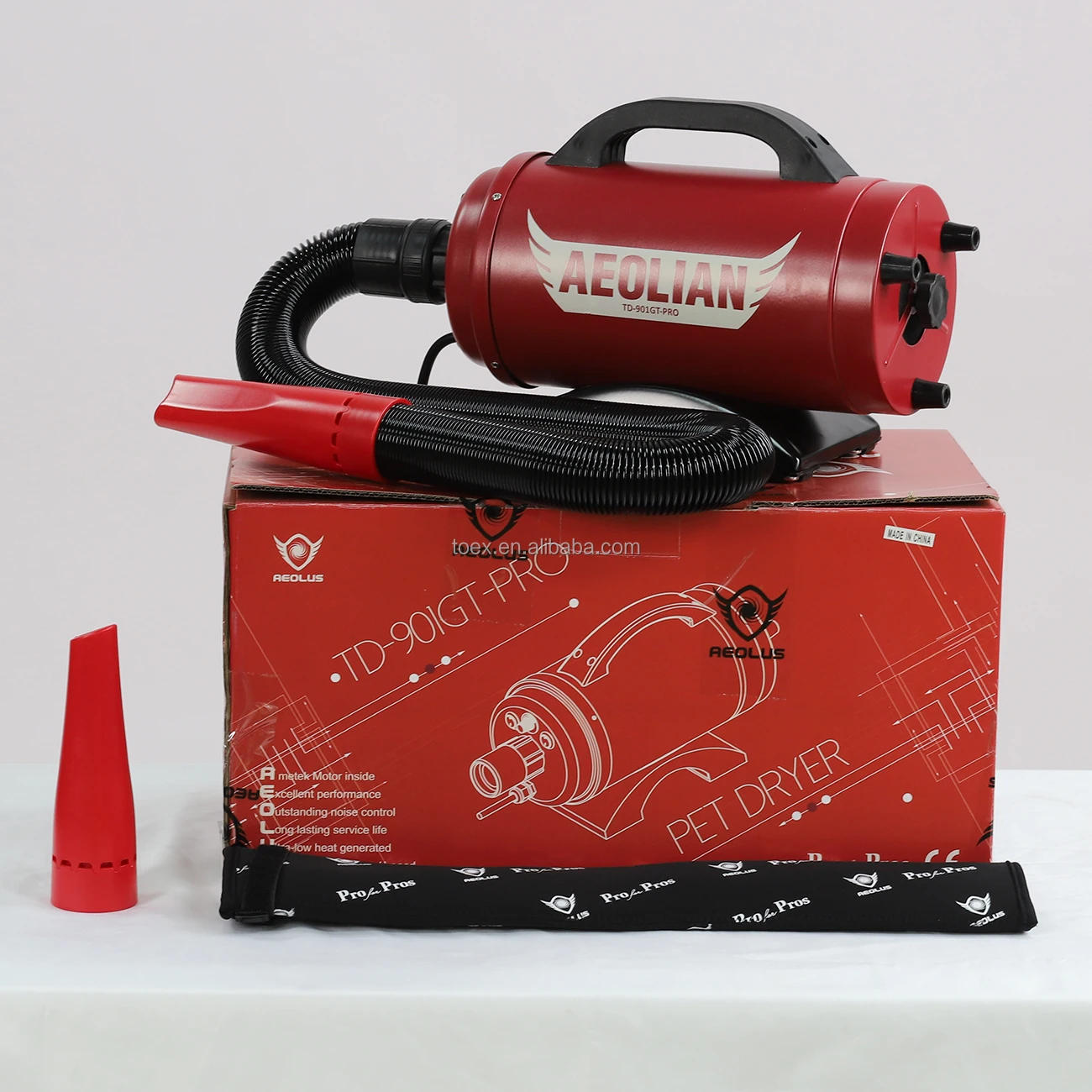 Description Picture 6 of itemMotor Pet Blower Wind Speed And Temperature Controls Long Service Life Pet Grooming Dryer
