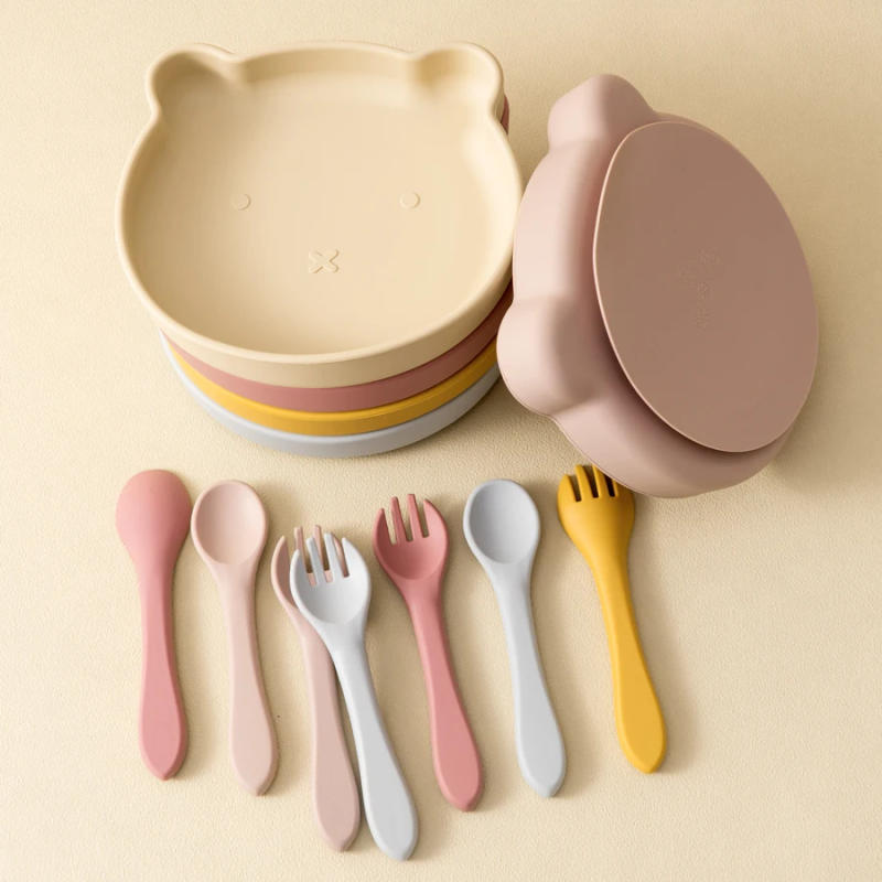 Description Picture 3 of item3PCS Silicone Baby Dishes Soft Spoon Fork Cartoon Bear Plate Suction Lunch Box Solid Color Baby Food Storage Toddler Tableware