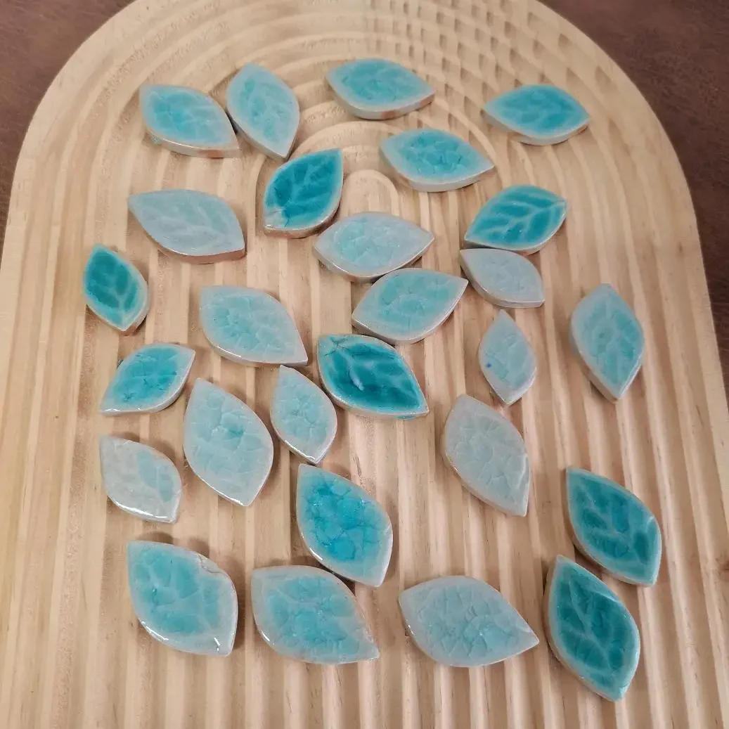 Description Picture 6 of item100g Color Irregular Ceramic Mosaic Tiles DIY Mosaic Making Stones for Craft Hobby Arts Wall Decoration Petal leaf hobby