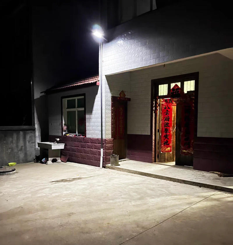 Description Picture 3 of itemHigh Power Solar Led Lamp 320° Wide Angle Lighting Solar Street Light Outdoor Ultra Bright Garden Light Human Sensor Garage Lamp