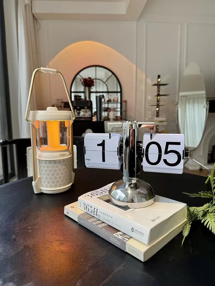 Description Picture 6 of itemVintage Flip Digital Clock Mechanical Automatically Flip Down Page Table Clock Office Flip Digital Clock Home Decor Gifts