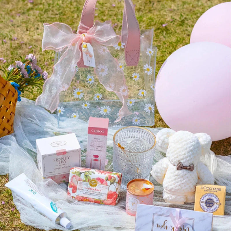 Description Picture 3 of item1PC Daisy Handbag gift bag wedding favor candy box portable candy gift box small basket jewelry packaging bag (No ribbon)