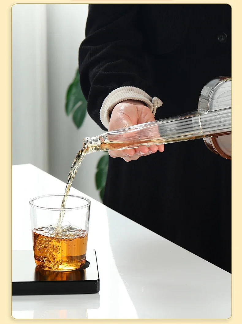 Description Picture 6 of item1000ml Guitar shaped crystal glass wine bottle glasses Whiskey decanter set Bar wine dispenser Barware decoration