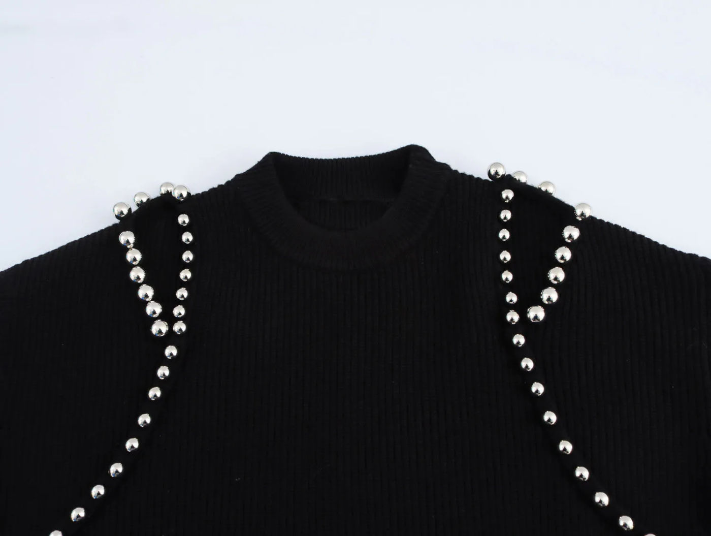 Description Picture 5 of itemDEEABAE Korean Style Women's Clothing Heavy Black Pearl Off-shoulder Top Short Style Small Knitwea Pullovers