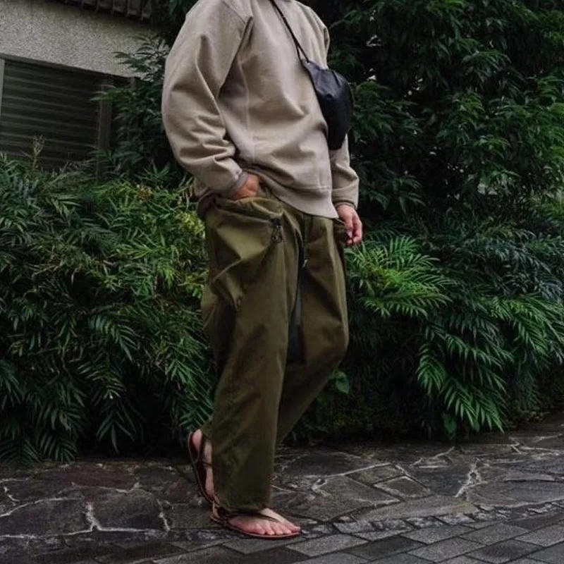 Description Picture 6 of itemNew Arrival COMFY Japanese 22ss Waterproof Big Pocket Pants Outdoor Men's Military Green Spring Summer Trousers