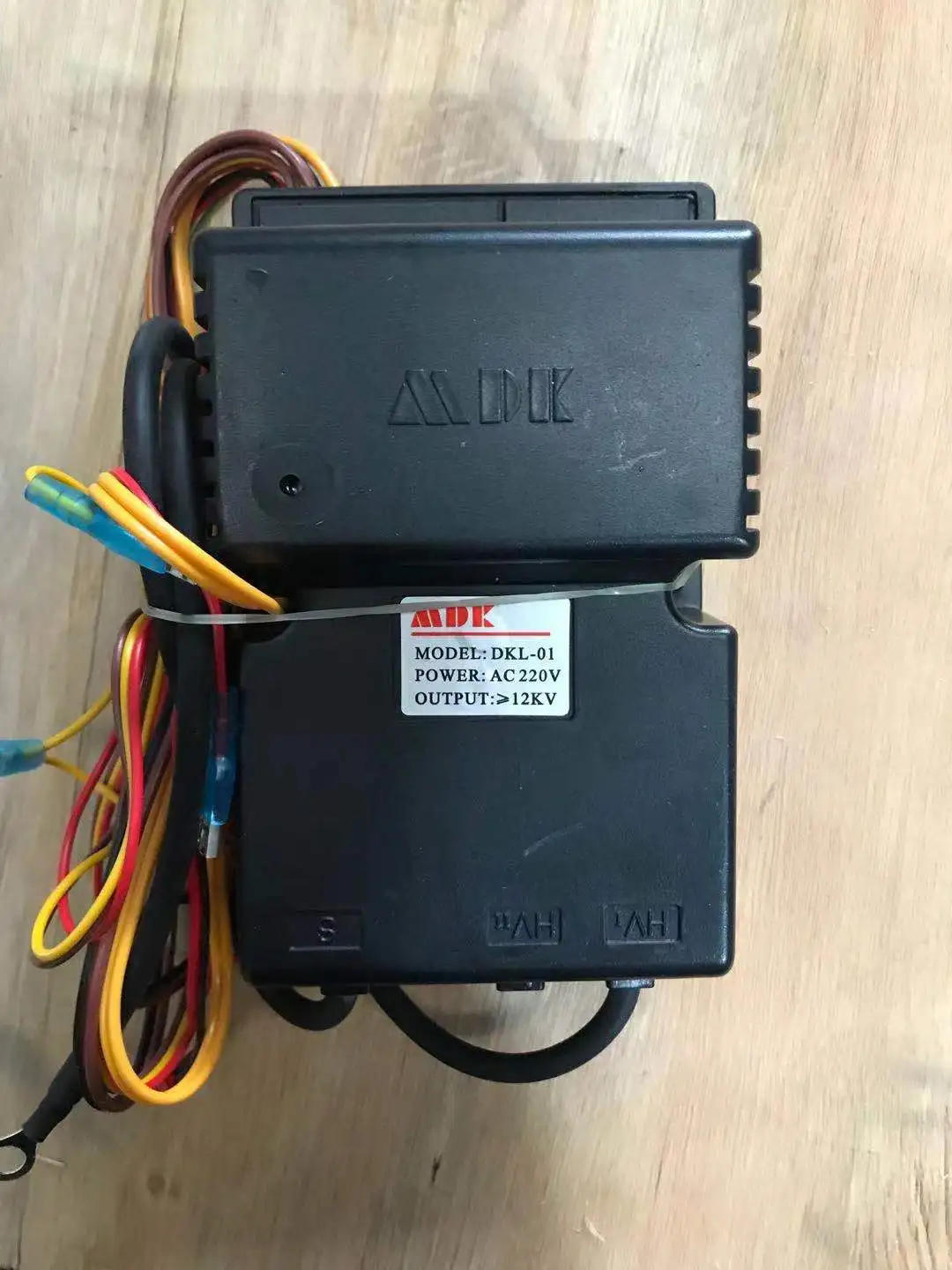 Description Picture 2 of item1 pcs original MDK gas oven pulse ignition controller for DKL-01 AC220 mais de 12KV oven parts