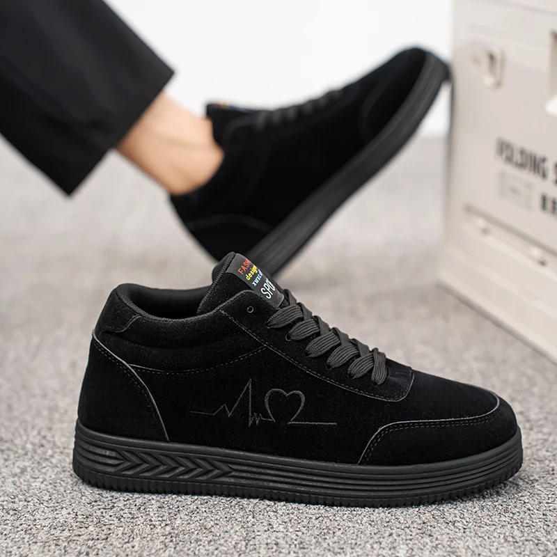 Description Picture 2 of itemCouple Sneakers Men Women Lover Flat Casual Outdoor Trendy Walking Shoes Lace-up Comfortable Wear-resisting Skate Shoes for Men