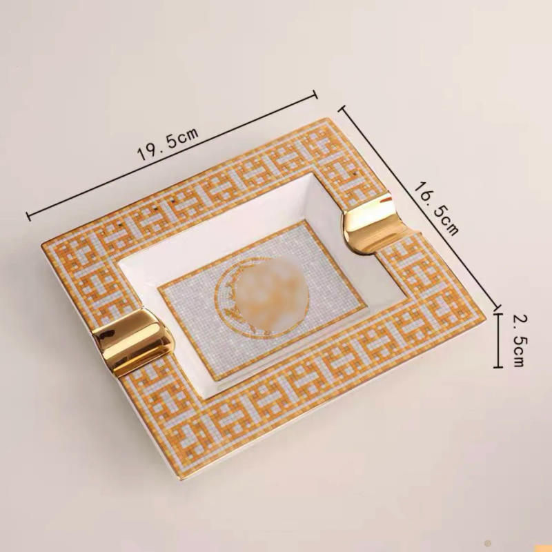 Description Picture 3 of itemLiving room ceramic ashtray high-end atmosphere light luxury European style cigar tumbler large home business creative ashtray g