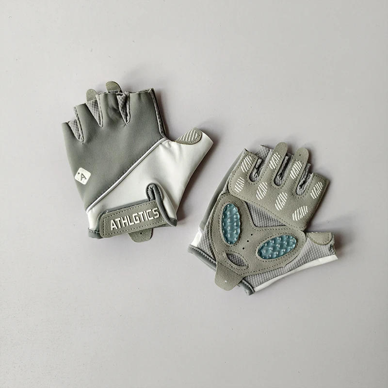 Description Picture 4 of itemFitness Women's Half Finger Gloves Anti Cocoon, Outdoor Cycling Anti Slip Exercise Equipment Iron Roller Skipping Rope