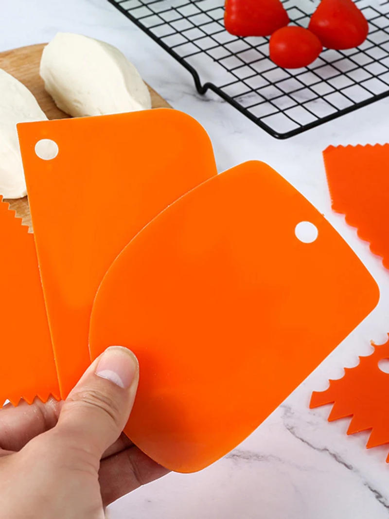 Description Picture 6 of itemCake Scraper Set of 6 Baking Tools Dough Noodle Cake Cutting Knife Cream Scraper Multi Specification Cake Scraper