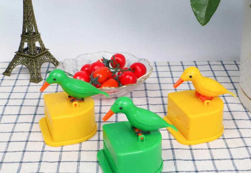 Description Picture 4 of itemCreative Toothpick Holder Cartoon Small Bird Toothpick Container Press Toothpick Dispenser Storage Box Automatic Kitchen