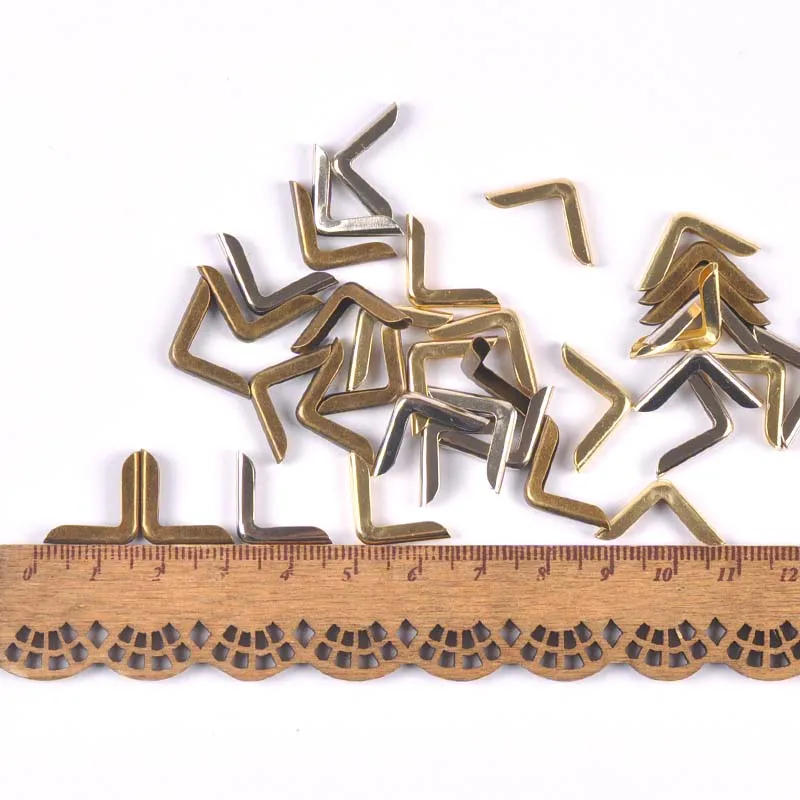 Description Picture 4 of item50pcs Silver/Golden/Bronze Photo Corner Protectors Albums Menus Metal Corners For Books Folders Scrapbooking Decor Crafts