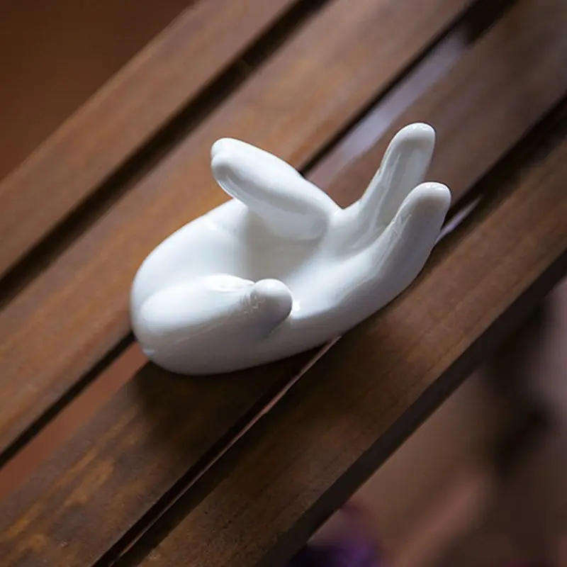 Description Picture 5 of itemWhite 6/12 Hole Ocarina Collector Ceramic Hand Stand Base for Music Lovers