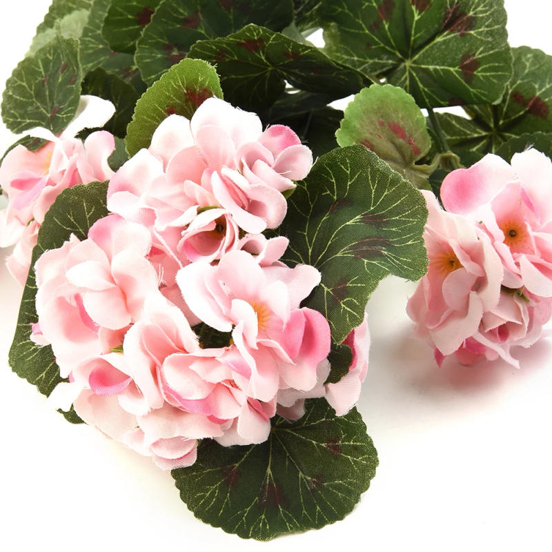Description Picture 3 of item1pc Artificial Flowers Simulated Geranium Plants Fake Silk Flower Bouquet For Wedding Ceremony Home Outdoor Garden Xmas Decor