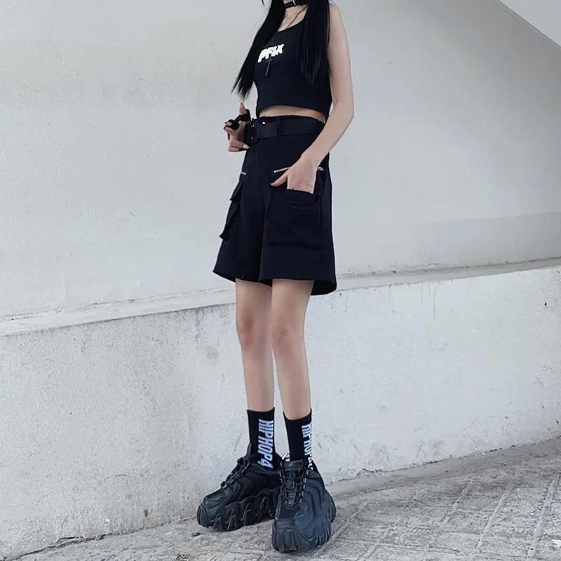 Description Picture 6 of itemGothic Black Cargo Pants Women Punk Oversize Hollow Out Wide Leg Pocket Trousers Fashion Streetwear Female Goth Hip Hop