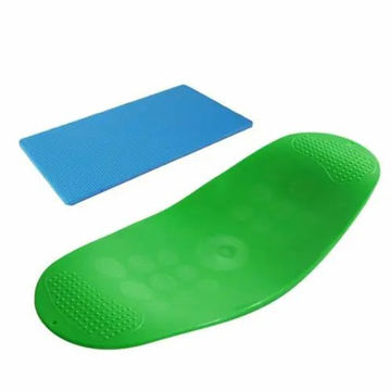 CoreTwist Fitness Balance Board Set with Non-Slip Mat: Enhance Your Workout with Dynamic Abdominal and Leg Training