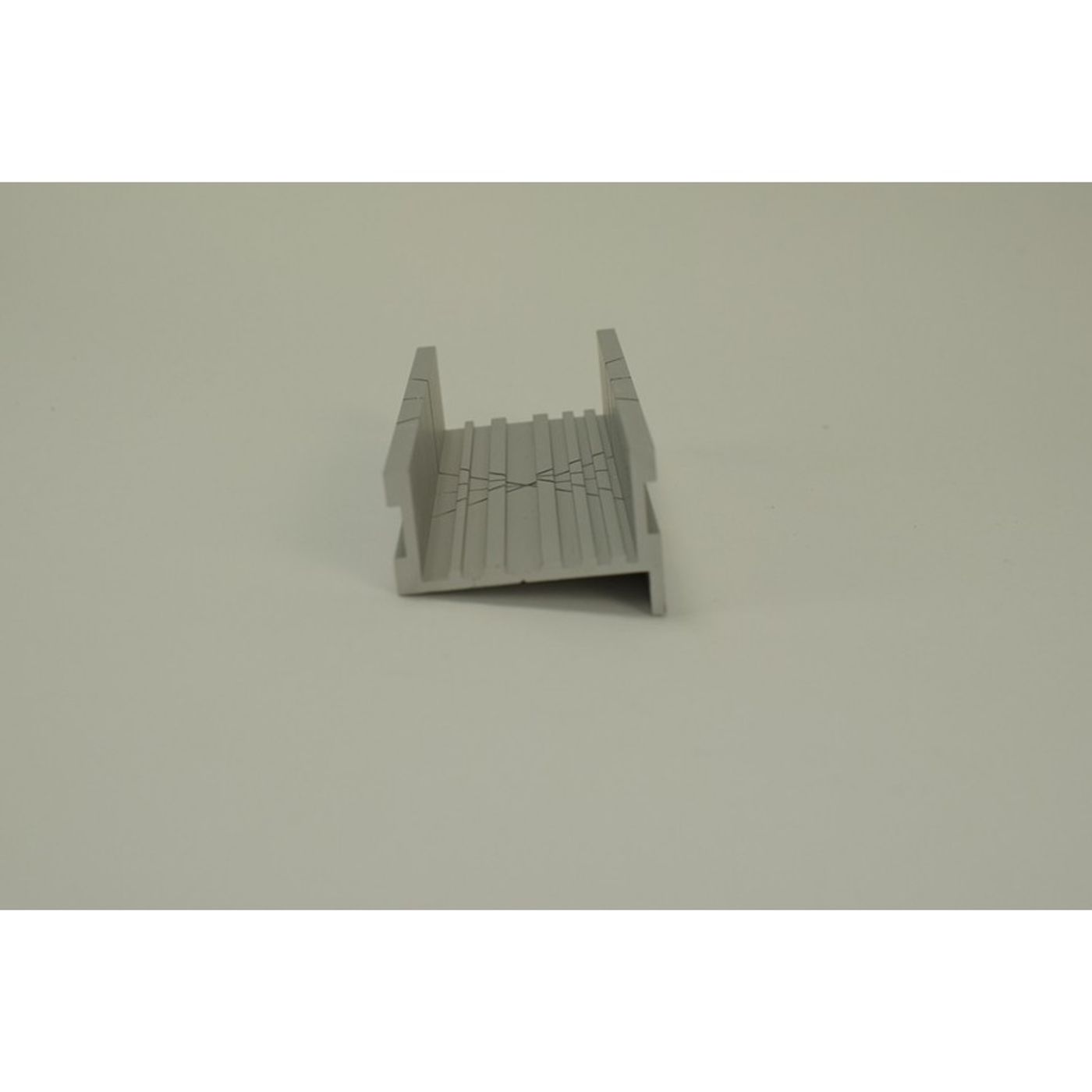 Slide 8371b76fd33246acb5e274718228b398