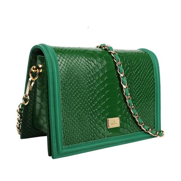 Slide 8291ae5ba7d14abb82881b63f6afeefc