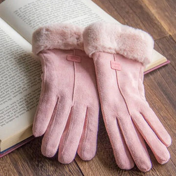 Cozy Furry Winter Gloves for Women - Stylish and Warm Full Finger Mittens