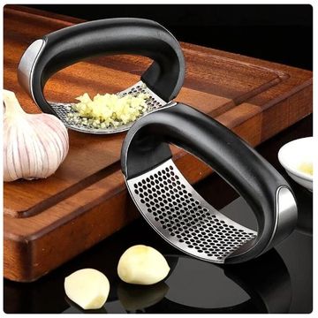 Stainless Steel Manual Garlic Press Crusher - Effortless Mincing and Chopping Tool for Garlic