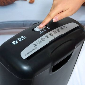 Office paper shredder 6 sheet capacity for sensitive documents