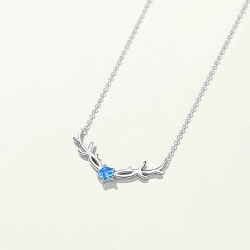 Elegant Antler Pendant Necklace: Women's Sweater Chain Jewelry Gift