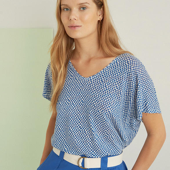 Slide 870210d3f893414fae8d44265341b39c