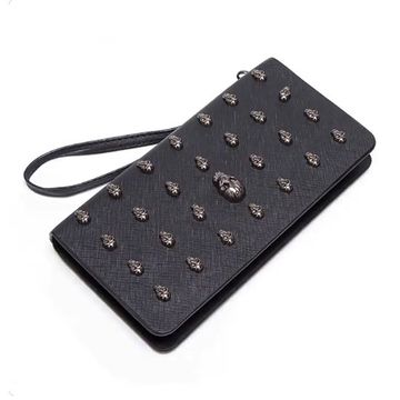 Women's Skull Head Handheld Long Wallet in Black, A Stylish Mobile Wallet with Credit Card Clip and Wrist Strap