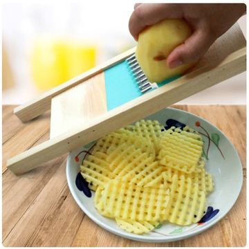 WoodCraft SliceMaster: Solid Wood Potato Grid Slicer and Vegetable Grater - Corrugated Net Chopper, Cutter, and Wave Knife