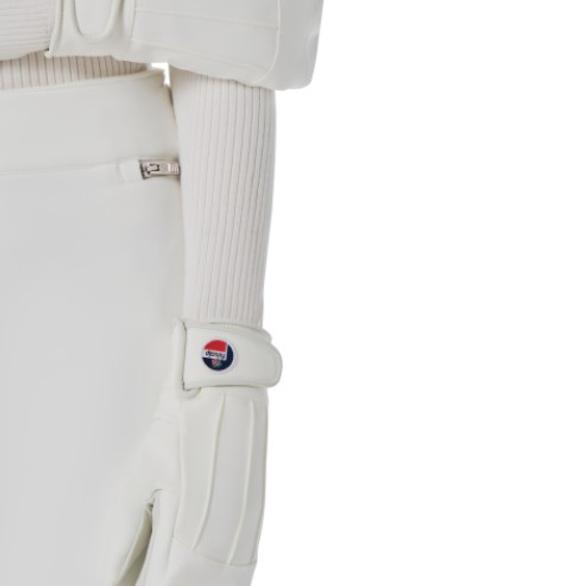 Slide 479f33f20a9244a497fee7b01f0c7cac