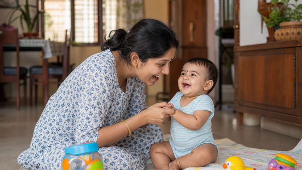 Baby Dehydration Symptoms Every Indian Parent Must Know This Summer