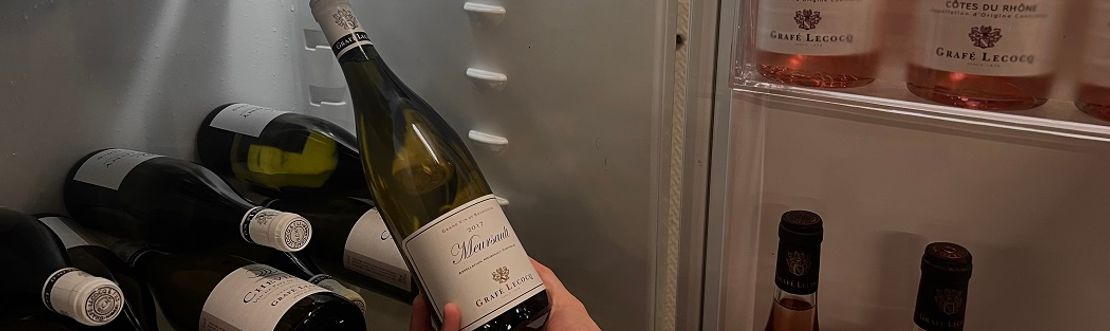 Est-ce une bonne idée de conserver son vin au frigo?