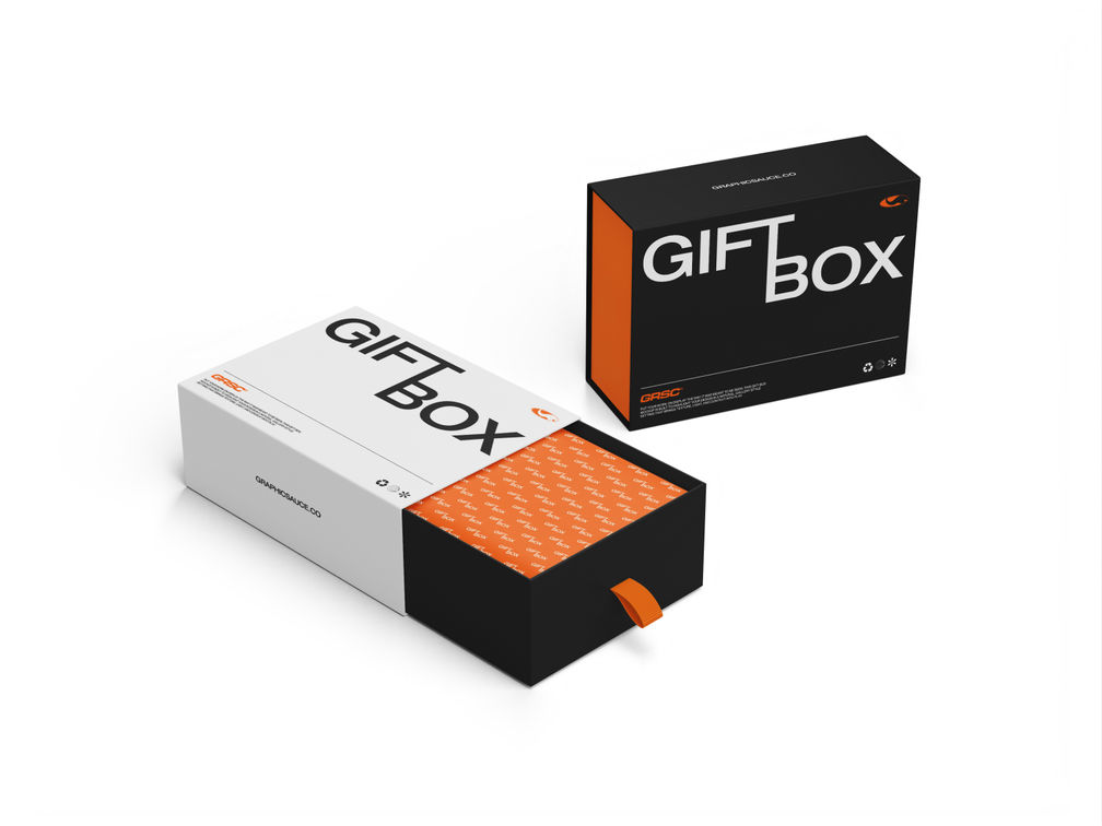 Sliding Gift Box Mockup Side View Preview 01