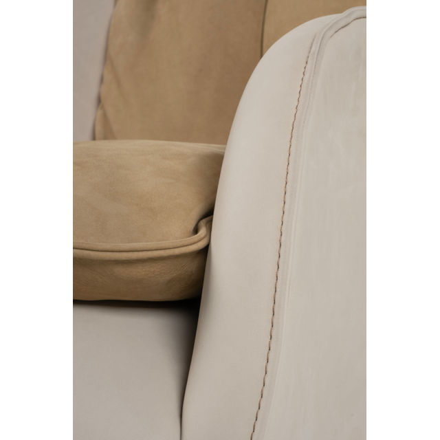 Barão Leather Lounge Chair