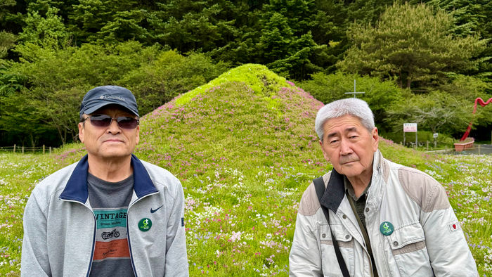 tourists photo