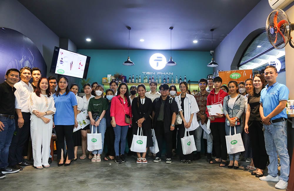 Toàn cảnh không gian workshop Sắc Thu 2022 do Osterberg và Cloudmart tổ chức tại Đà Nẵng