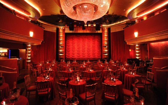 Faena Theater 's rotes Interieur