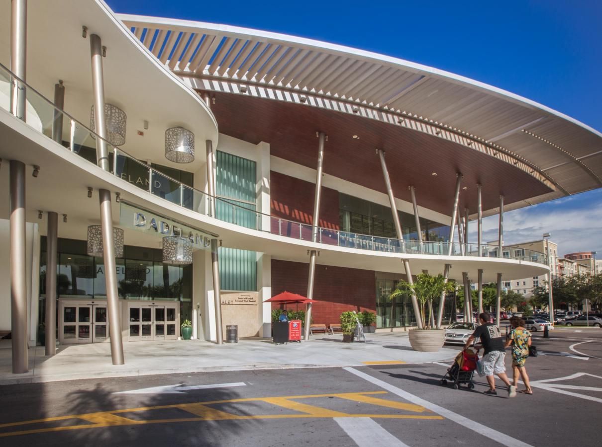 Simon Shopping Destinations In Pinecrest Fl
